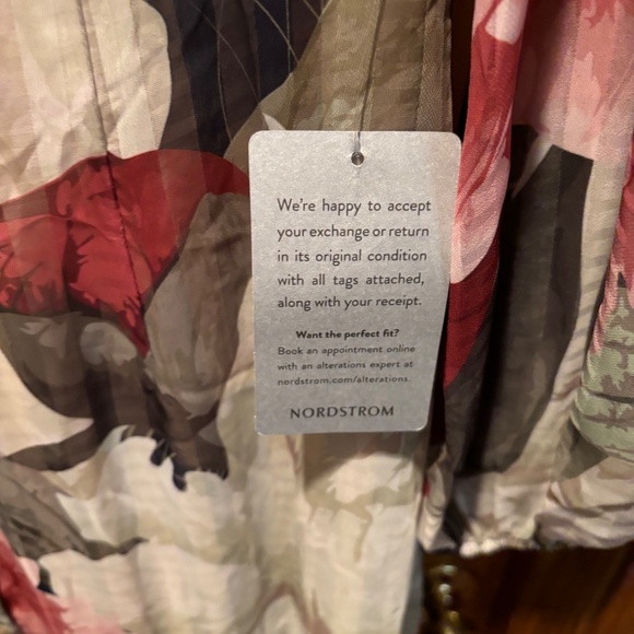 Elliatt Upstage Floral Print Maxi Shirtdress Navy Large NWT - Picture 5 of 7